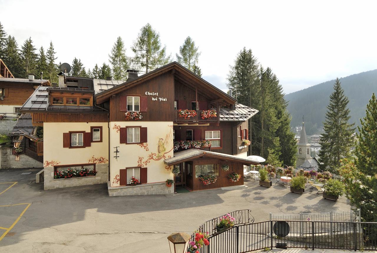 الشقق الفندقية مادونا دي كامبيليوفي  Chalet Dei Pini المظهر الخارجي الصورة